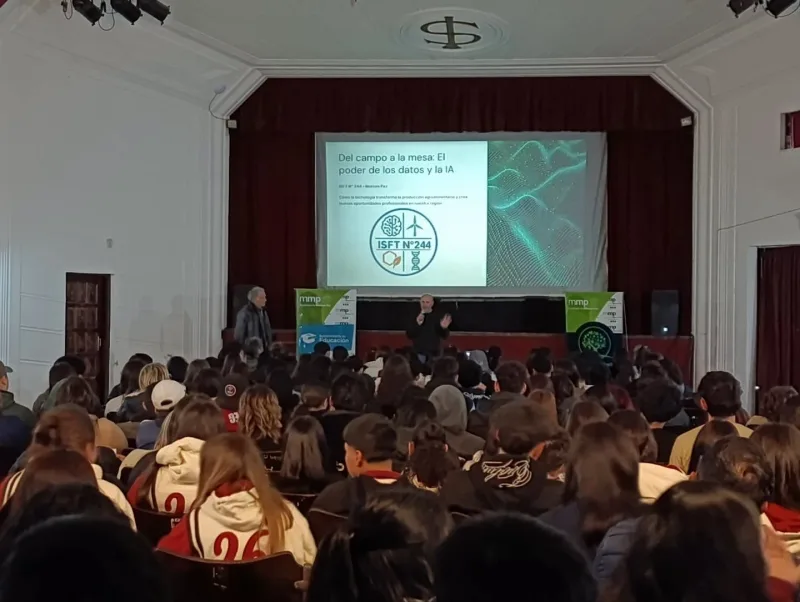 Estudiantes conocieron opciones académicas en la JOAR 2023