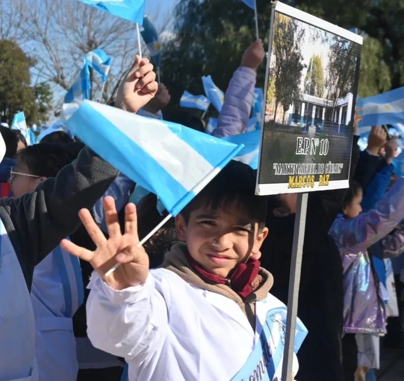 Más de 1500 alumnos realizaron la Promesa de Lealtad a la Bandera