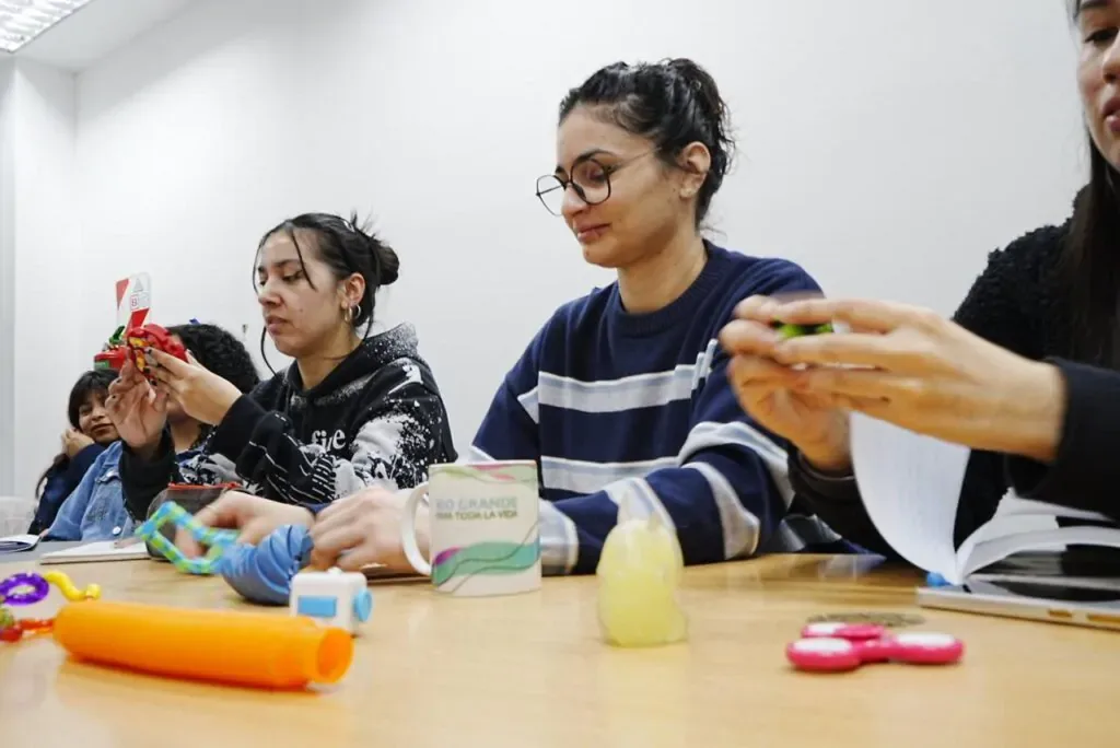 Capacitación para promover la inclusión de infancias en Río Grande