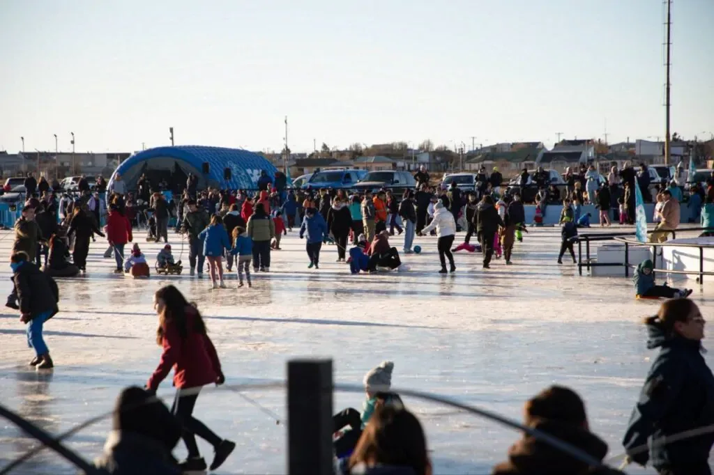 Regresó la pista de patinaje al Cono de Sombra para el invierno