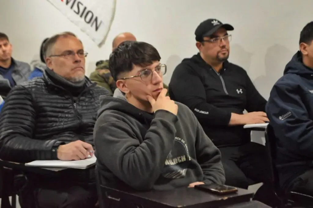 Río Grande ofrece capacitaciones náuticas para impulsar el empleo local