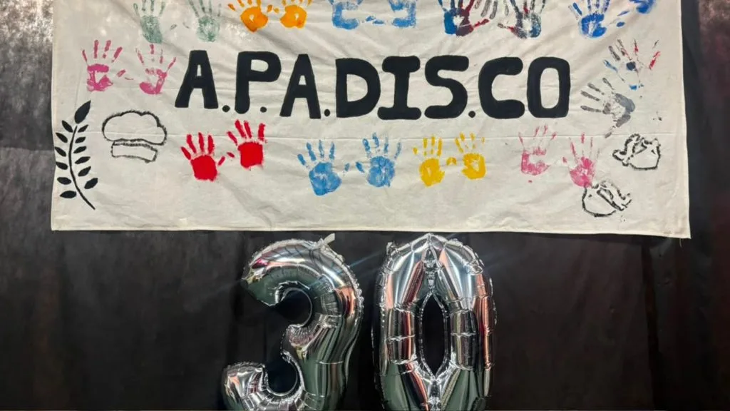 Caleta Olivia celebra 30 años de inclusión con APADISCO