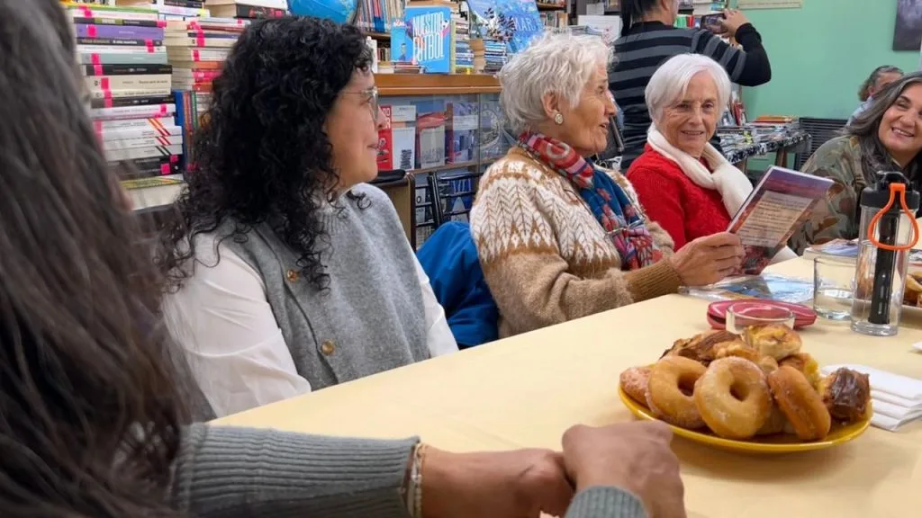 Caleta Olivia celebró a sus escritores en el Día del Escritor