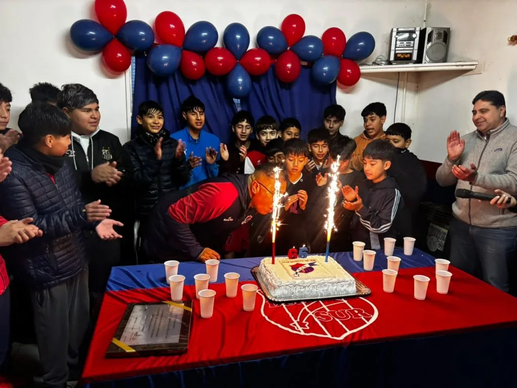 Caleta Olivia celebró el 65° aniversario del Club Estrella del Sur