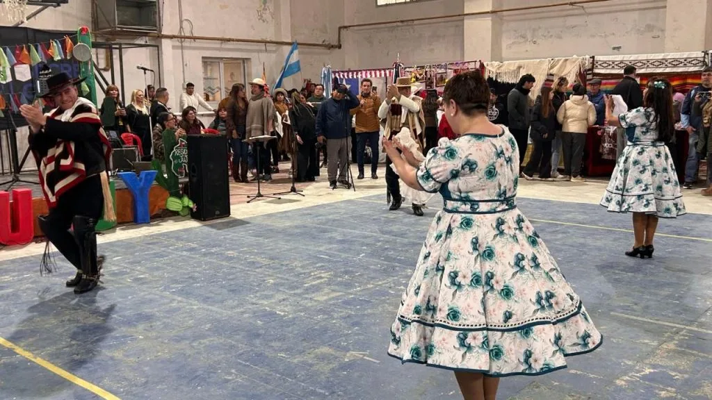 Caleta Olivia celebró el Éxodo Jujeño con actividades culturales