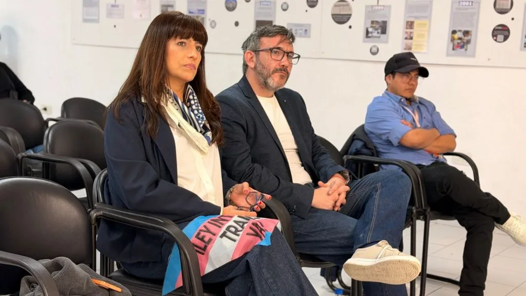 Caleta Olivia organizó charla sobre infancias trans y familias