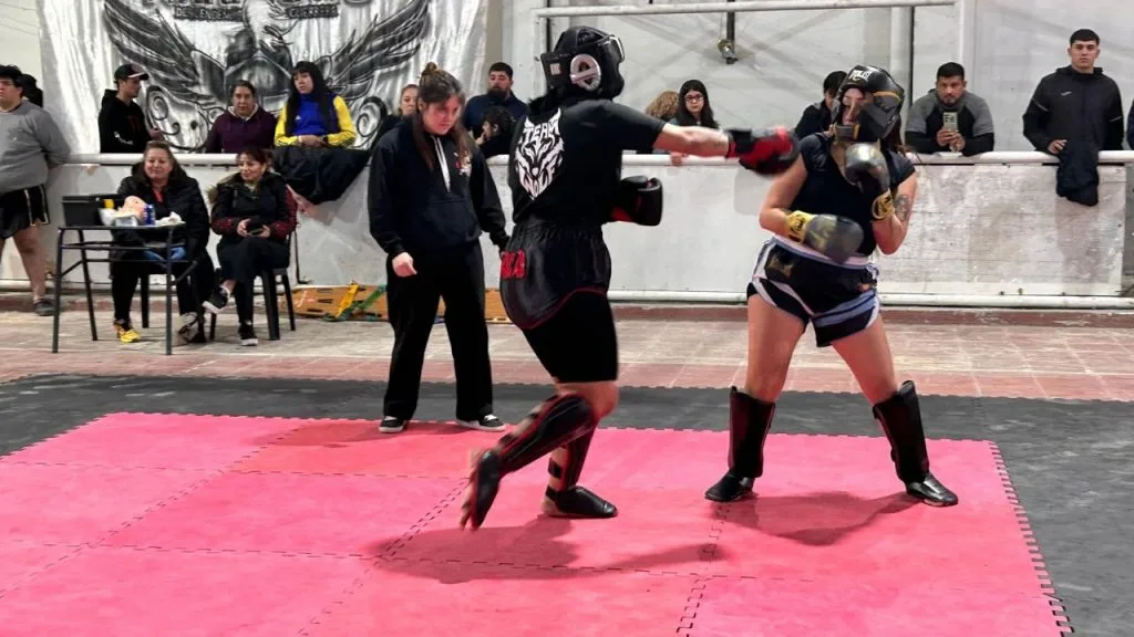 Caleta Olivia recibió la segunda fecha de la Liga Patagónica de Kick Boxing