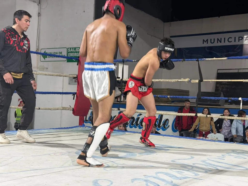 Caleta Olivia recibió un destacado encuentro de Kickboxing y MMA