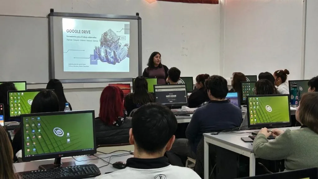 Capacitación en herramientas digitales para empleados municipales