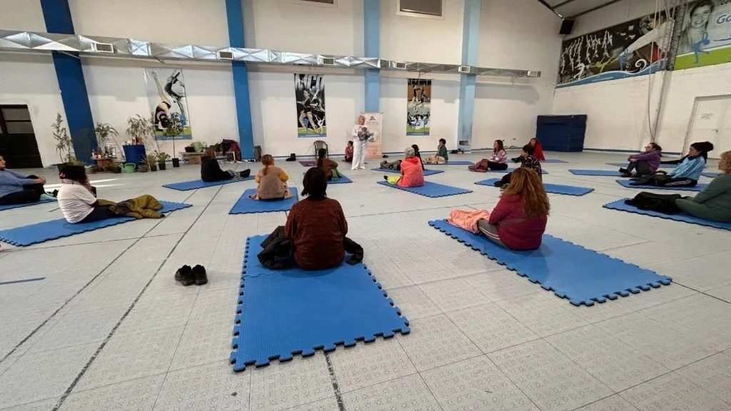 Celebraron el Día Internacional del Yoga en Caleta Olivia