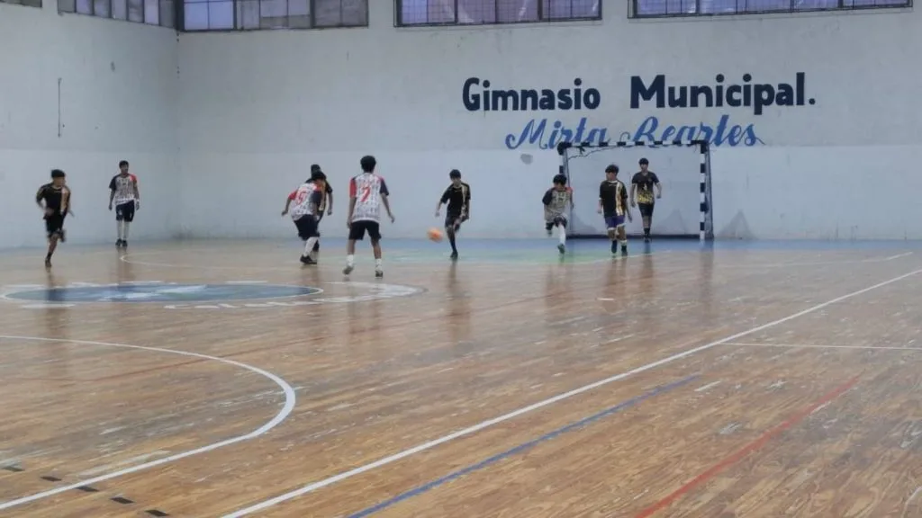Competencia de los Juegos Evita Sub-14 en Caleta Olivia