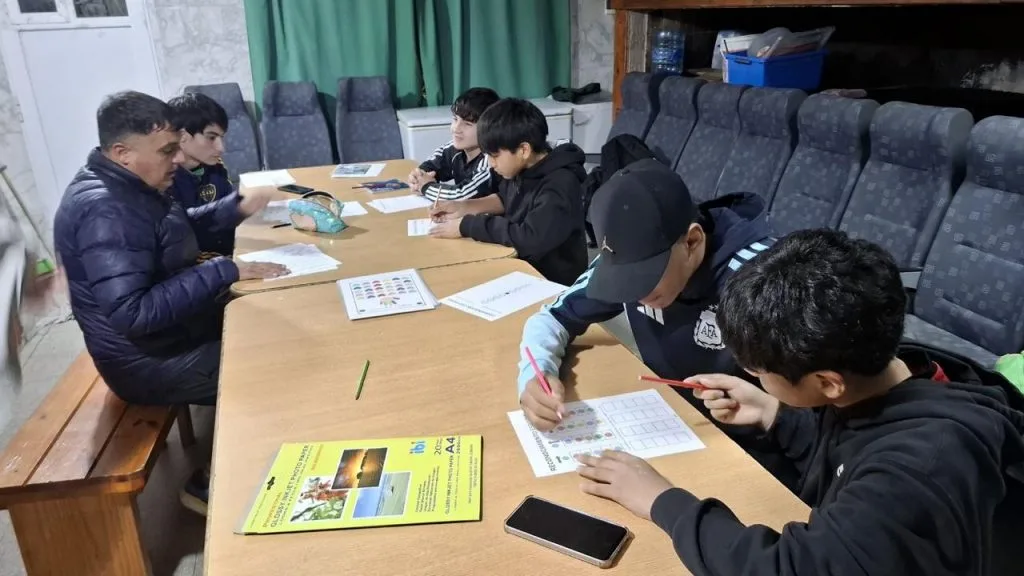 Controles de salud para niños en clubes deportivos de Caleta Olivia