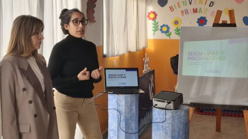 El Municipio ofreció una charla sobre sexualidad en el CIC Centenario