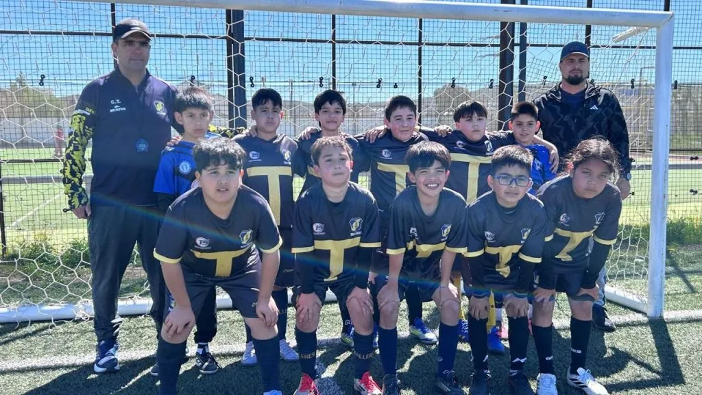 El Torneo Pibes fomenta el fútbol infantil en Caleta Olivia