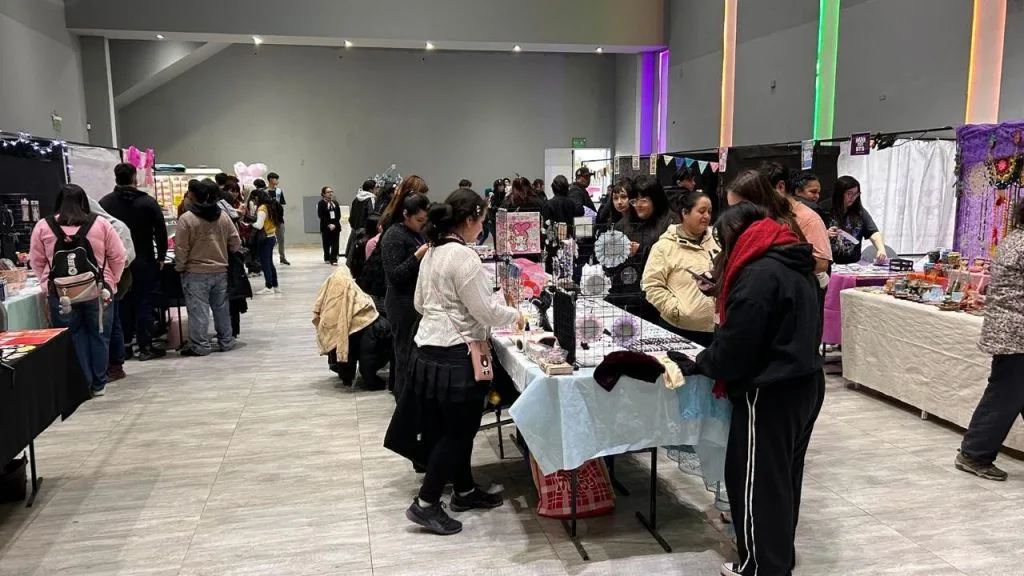 Expo Femink reunió a artistas y comunidad en Caleta Olivia