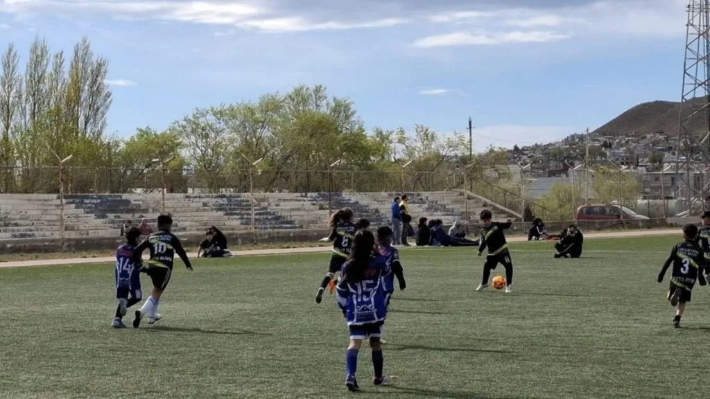 Fútbol 7 se incorpora al Torneo Pibes en Caleta Olivia
