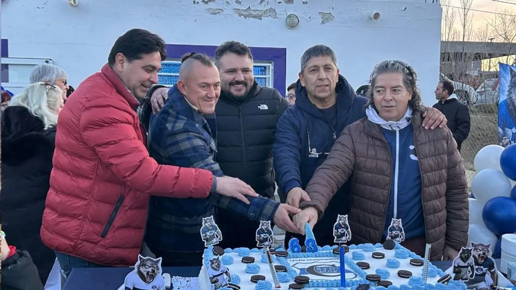 Inauguran nueva luminaria en el Club Mar del Plata en su 63° aniversario