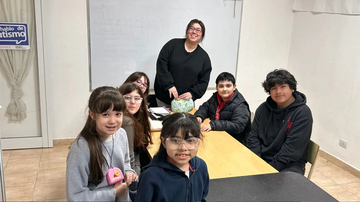 Inicia taller de dibujo anime en Caleta Olivia para jóvenes creativos