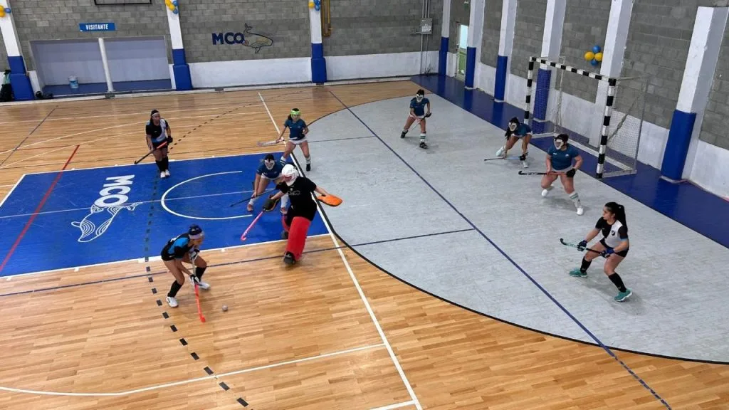 La Copa Challenger de hockey llenó el gimnasio de Caleta Olivia