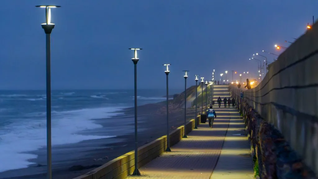 Mejoras en la Costanera: inauguraron nueva iluminación