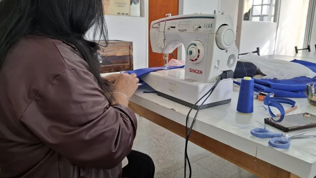 Nuevos talleres de canto, pintura y costura en Caleta Olivia