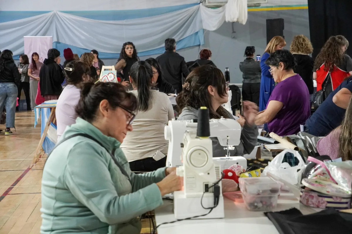 Cultura en Movimiento trajo arte y talleres al Gimnasio Lucho Fernández