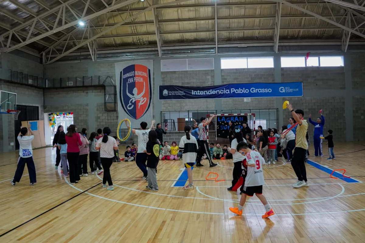 La Municipalidad de Río Gallegos comenzó las colonias municipales de invierno con más de mil niños y niñas